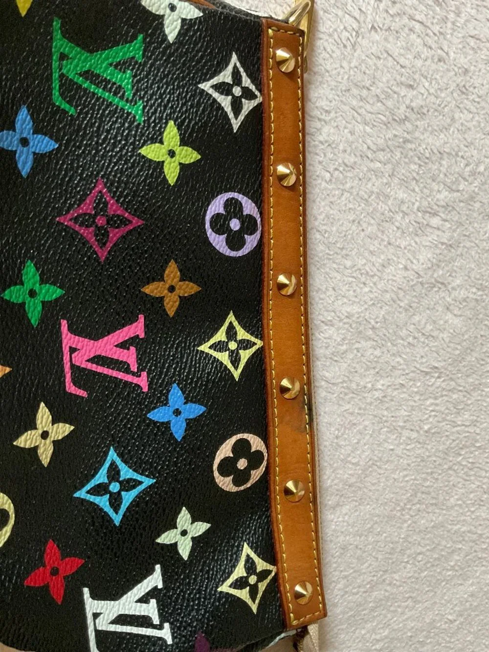 Louis Vuitton Vintage Multicolore Multicolor Monogram Pochette Accessoires Black